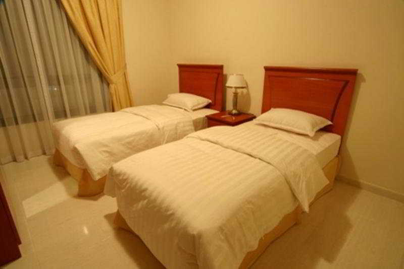 Emirates Palace Hotel Suites Szardża Pokój zdjęcie