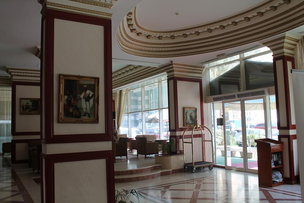 Emirates Palace Hotel Suites Szardża Zewnętrze zdjęcie